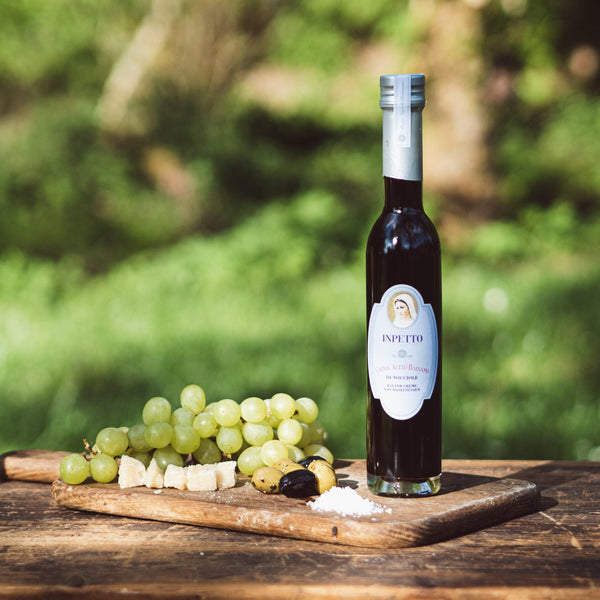 INPETTO - Crema aceto balsamo di nocciole (Haselnüssen) - feinkostinpetto - Balsamico, Delikatessen, Essig, Feinkost, feinkostinpetto, Haselnüsse, inpetto, inpetto-feinkost, inpettofeinkost, Mediterrane Küche - inpetto.shop inpetto feinkostinpetto
