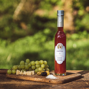 INPETTO - Aceto Balsamo di Fragole e Rabarbaro (Erdbeer/Rhabarber) - feinkostinpetto - Balsamico, Delikatessen, Erdbeer, Essig, Feinkost, feinkostinpetto, inpetto, inpetto-feinkost, inpettofeinkost, Mediterrane Küche, Rharbarber - inpetto.shop inpetto feinkostinpetto
